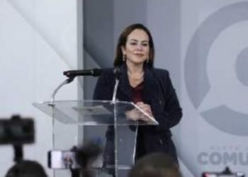 ANUNCIA ALCALDESA CARMEN LILIA Entregarán tarjetas de Becas UNE del 26 al 29 de febrero