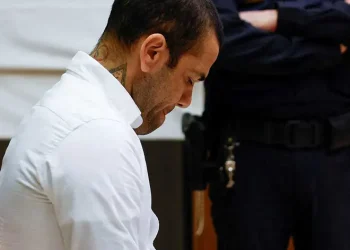 Tribunal español rechaza solicitud de Dani Alves para aplazar su juicio