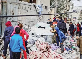 Israel Ataca Ciudad de Rafá en Gaza, Aumentando la Crisis Humanitaria