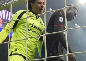 Elogios en Italia para Memo Ochoa: «El Único que Salva la Cara» en una Temporada Desafiante