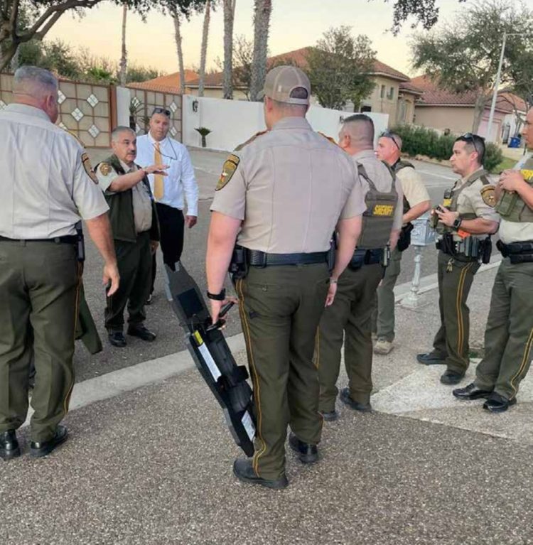 SE ENTREGA SUJETO Después de amenazas terroristas a los policías