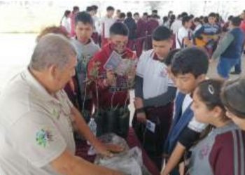 Crean conciencia ambiental con pláticas a estudiantes