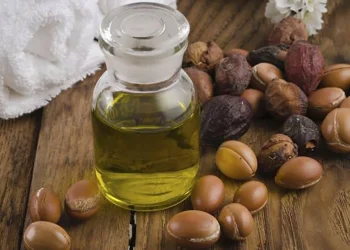 Los Asombrosos Beneficios del Aceite de Argán para la Salud y la Belleza