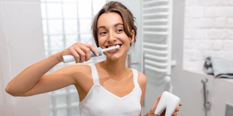 La Guía Definitiva para Utilizar Correctamente un Cepillo de Dientes