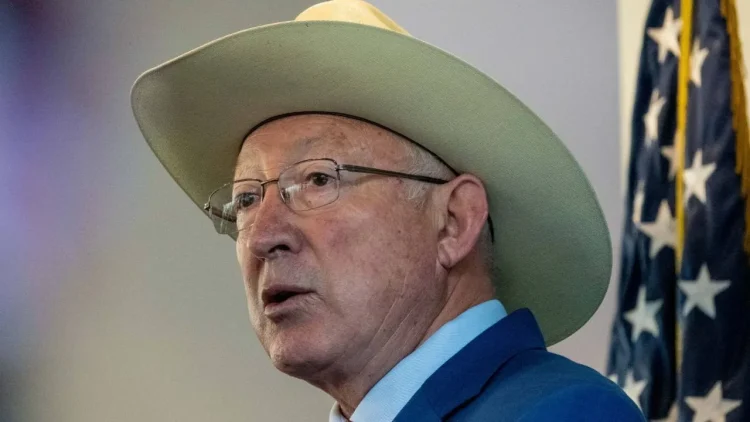 Ken Salazar Destaca Beneficios a Trabajadores de Goodyear en SLP Gracias a T-MEC