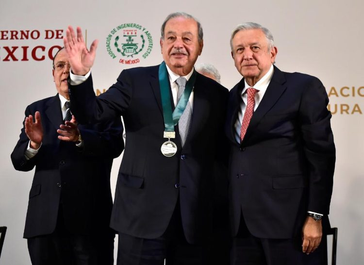 López Obrador Revela Intento de Oposición por Nombrar a Carlos Slim como Candidato en 2018