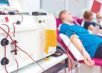 ENTRE SOLIDARIDAD Y LUCRO “Bancos de Sangre vs venta de Plasma”