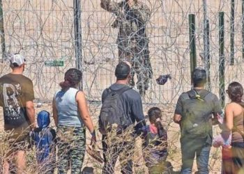 CORTE DE APELACIONES DE EUA Frena ley de Texas contra los migrantes