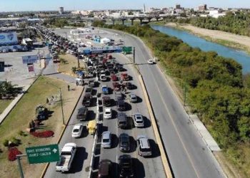 RETRASA CAPUFE TRABAJOS Alertan largas filas durante vacaciones