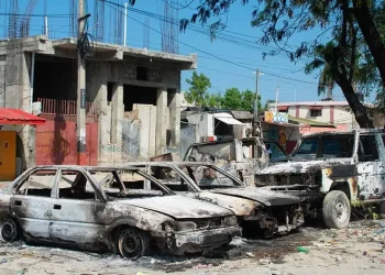 Crisis en Haití obliga a la UE a evacuar completamente a su personal