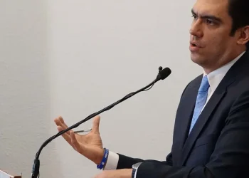 Votación del Dictamen de Reducción de Jornada Laboral Programada para el 19 de Marzo