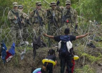 CORTE SUPREMA DE EU Suspende indefinidamente ley antiinmigrante de Texas