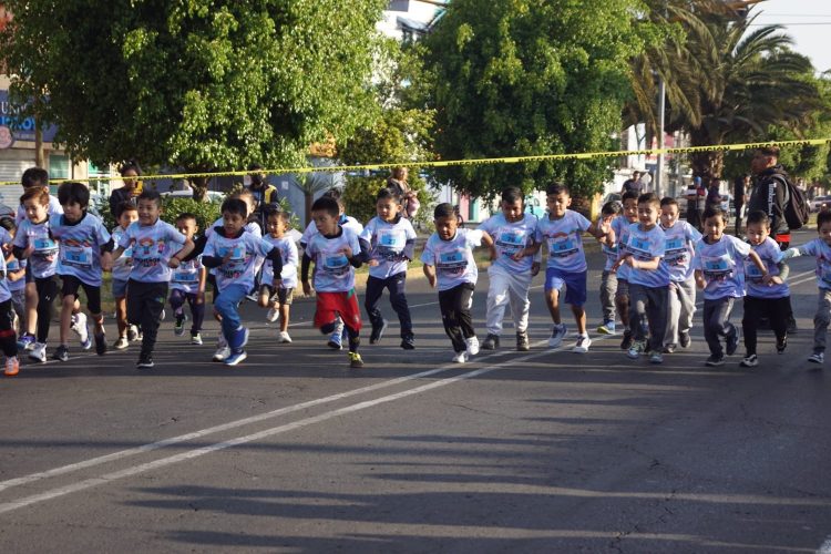 Convocan a niños a Carrera Infantil