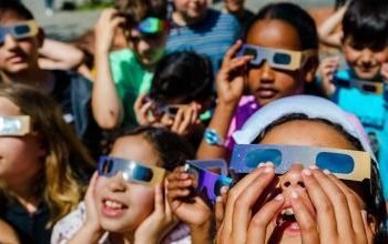 Permitirán observar eclipse a alumnos de Laredo ISD