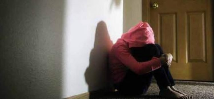 CONDENAS SEVERAS PARA VIOLADORES Reportan en Webb 400 casos de abuso infantil