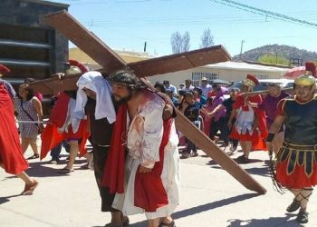 Preparan Viacrucis en la Catedral de San Agustín