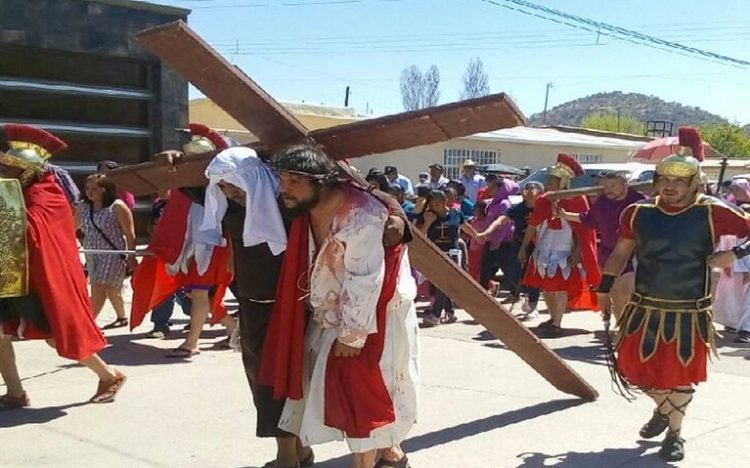 Preparan Viacrucis en la Catedral de San Agustín