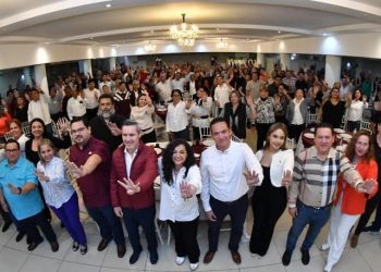 Se compromete Olga con salarios justos