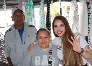 Cendy Robles Genera empatía en Tianguis de la paz