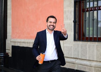 INE examinará error en escritura del apellido de Máynez en boleta