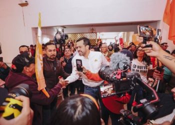 Máynez propone Ley de Pronto Pago