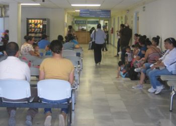 Secretaría de Salud trabaja con guardias en días santos