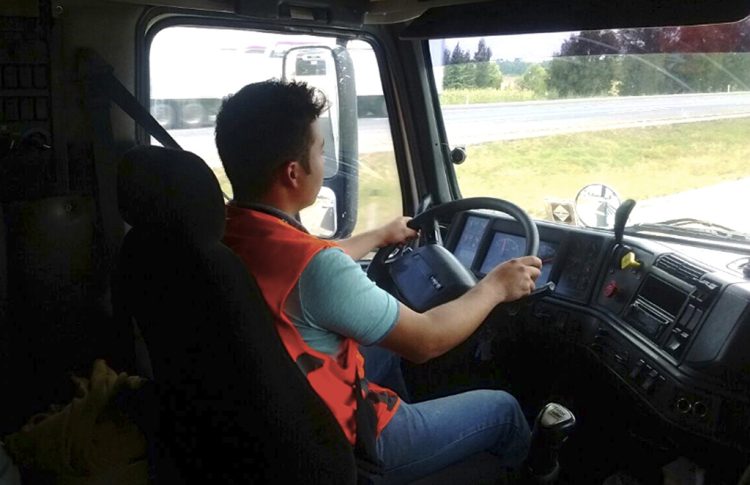 SON MENOS A EU Frena valor del peso fuga de operadores