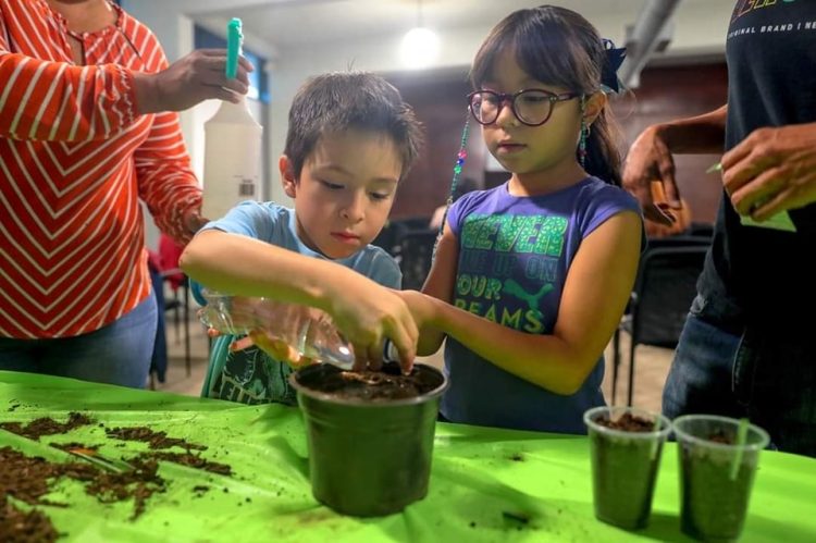 FOMENTAN PRODUCCIÓN EN HOGARES Invitan a participar en programa de los “Huertos Familiares”