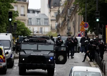 Detenido en París hombre que amenazó con bomba en consulado de Irán