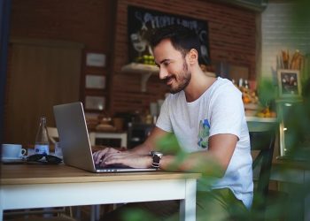 El Auge de la Conciencia Financiera: Jóvenes Mexicanos Consultan su Historial de Crédito en Mayor Número