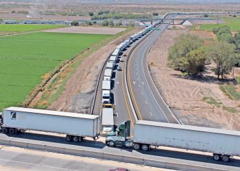 SON ALREDEDOR DE 7 MIL 500 Revisiones de Aduana “frena” paso de camiones