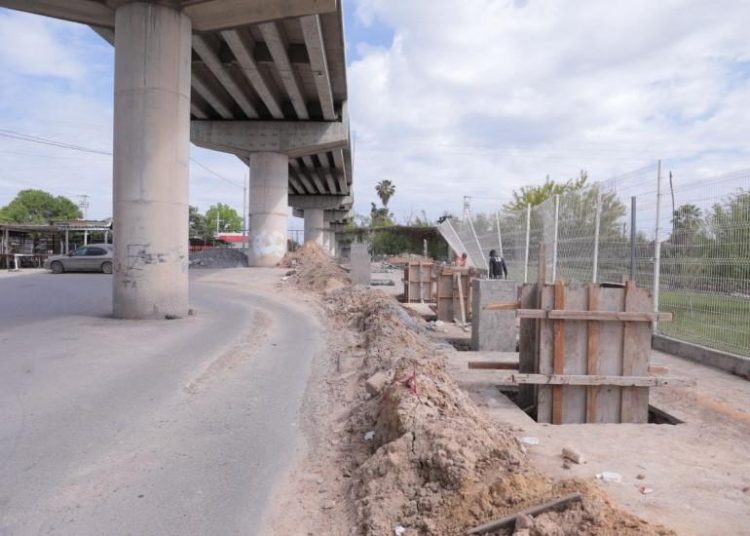 GOBIERNO MUNICIPAL Construye puentes peatonales necesarios para la ciudadanía