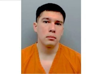 ARRESTAN A OFICIAL DE LA LEY Por homicidio involuntario; sale en libertad con fianza