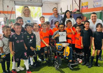 Sorprenden a joven aficionado de Tigres