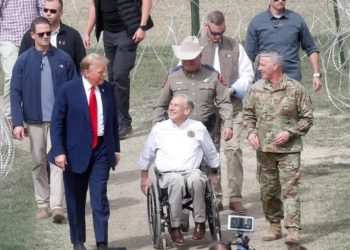 ALIADOS DE TRUMP Apoyan sus ideas de deportaciones