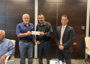 GOBIERNO DE TAMAULIPAS Indemniza a pobladores de El Huizachal POR LA CARRETERA ‘RUMBO NUEVO’