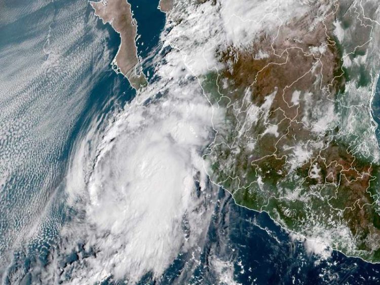 ALERTA PROTECCIÓN CIVIL Ubicará zonas de riesgos ANTE HURACANES