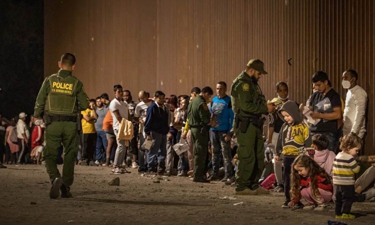 Debate sobre la Ley Antiinmigrante de Texas se Intensifica