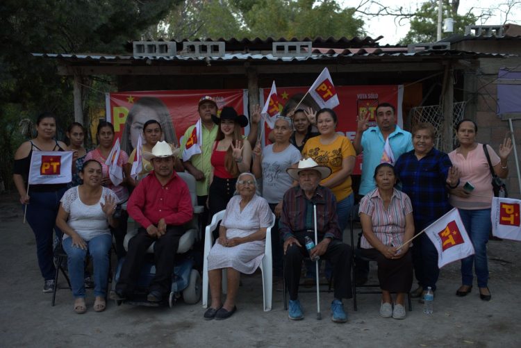 Cendy Robles lleva a Jaumave su campaña por el Senado