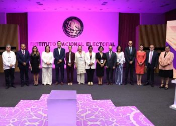 AMLO de Breve Valoración del Primer Debate Presidencial desde Mazatlán