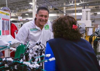 Geño Hernández aboga por aumento sostenido del salario mínimo