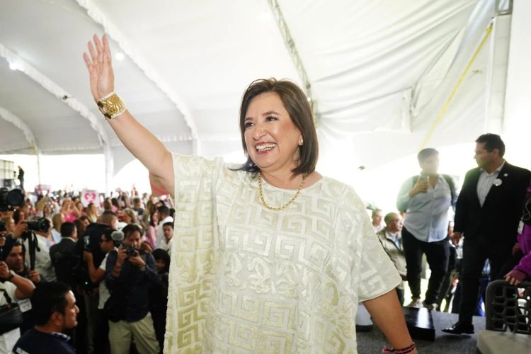 Gálvez denuncia ‘saqueo’ sobre pensiones