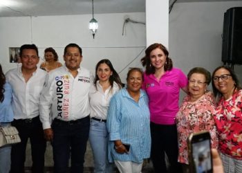 Coalición Firme en torno a Imelda Sanmiguel