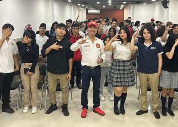 Juventud apoya a Chavira