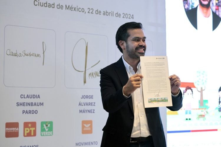 Máynez promete jubilar la vieja política en Sonora y México