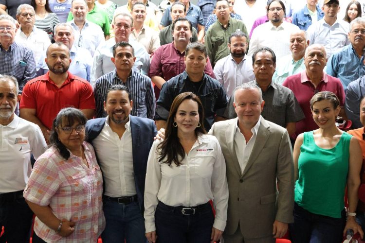 Constructores respaldan a Canturosas