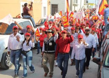 Palmillas, apoya a Francisco Chavira para el Senado
