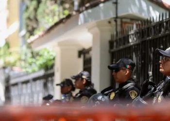 México insta a CELAC a tomar posición conjunta ante violación a embajada en Ecuador