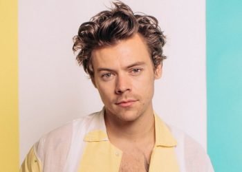 Mujer condenada por acosar a Harry Styles con miles de cartas enfrenta prisión y restricción