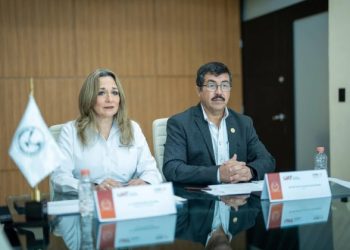 Dámaso Anaya da inicio al proceso para acreditar el CEINA y bibliotecas de la UAT